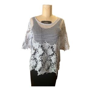 JOA Los Angeles Lace top size large EUC LIGHT BLUE